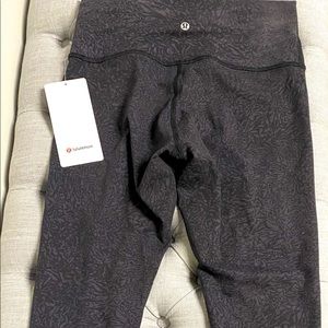 NWT Lululemon Wunder Train High Rise Tight